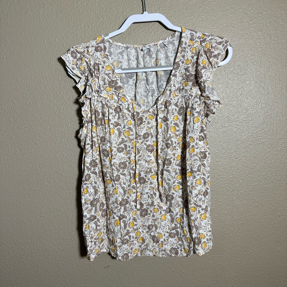 Old Navy Floral Print Blouse with Ruffle Sleeves